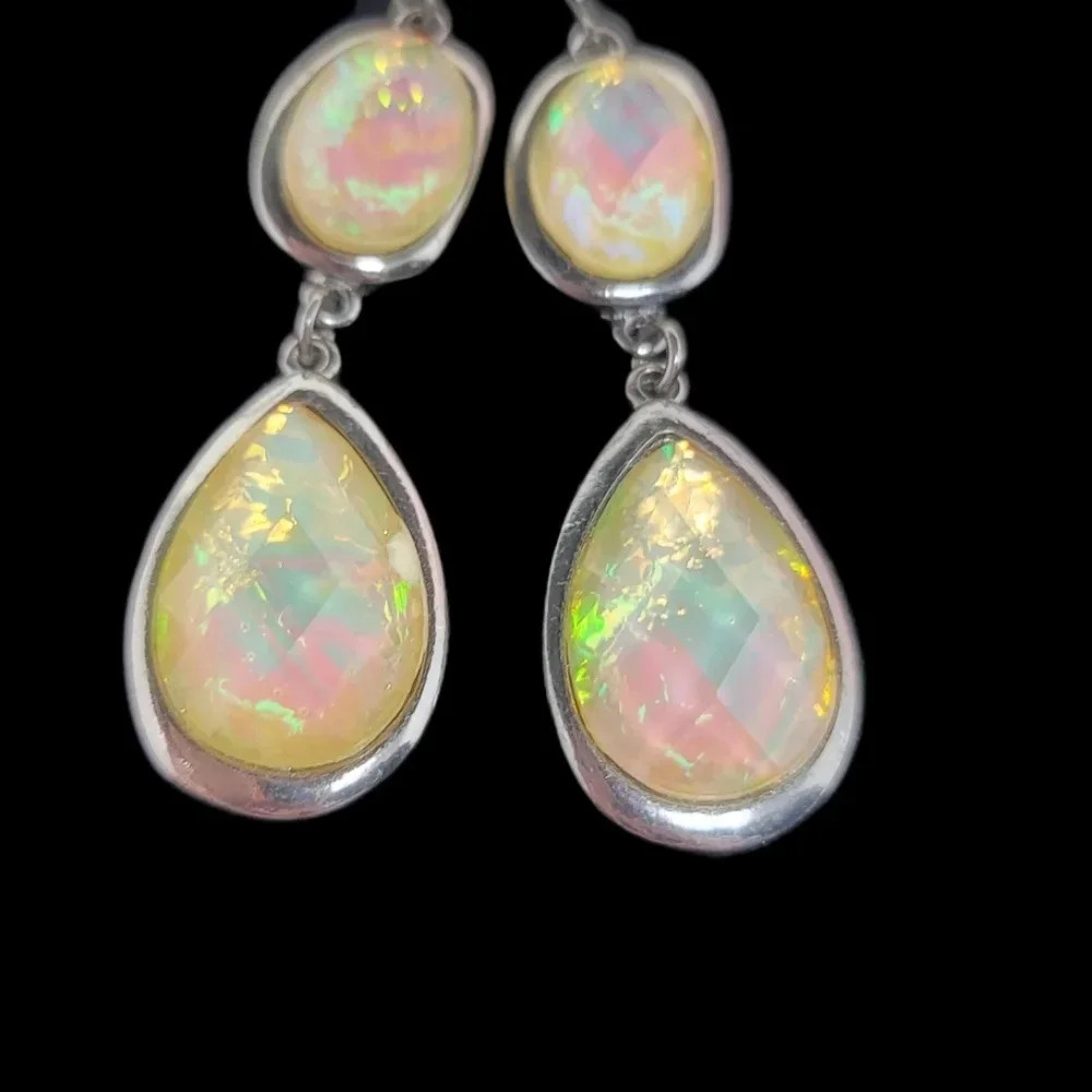 Beautiful Aurora Boreales Necklace with Earrings